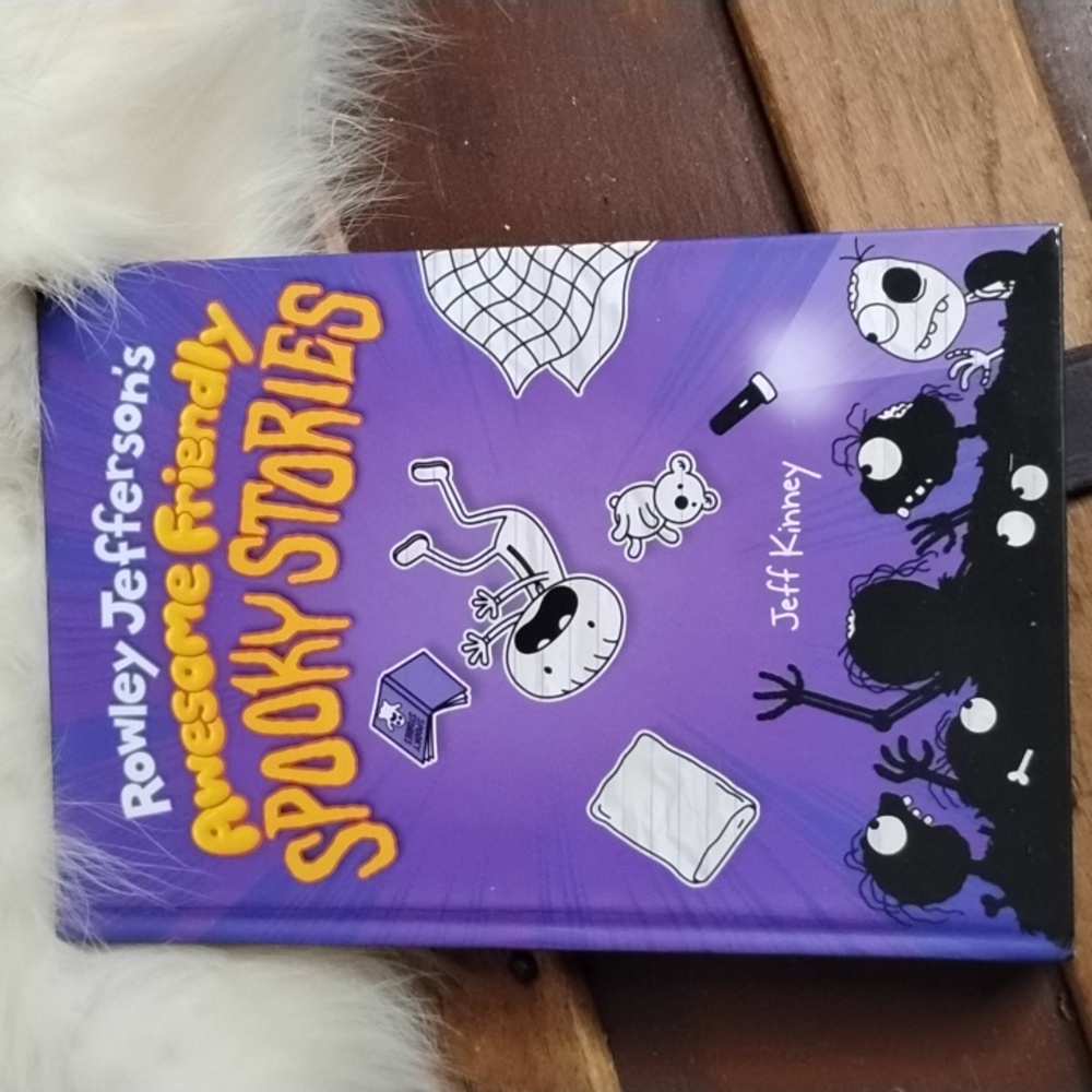 Rowley Jefferson's Awesome Friendly Spooky Stories - Purple Cover